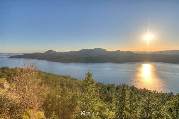 626 Shadow Road, Orcas Island, WA 98279