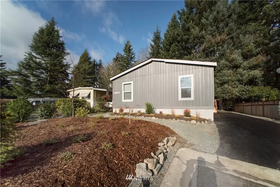 12814 NE 190th PL, Bothell, WA 98011