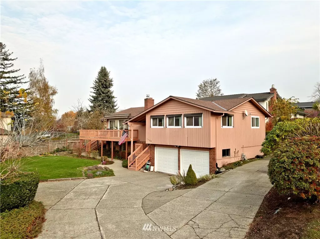 Renton, WA 98056,1122 N 38 ST