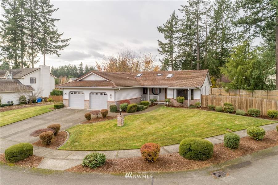 3423 Mercedes DR NE, Lacey, WA 98516