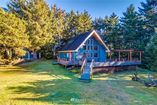 18007 Pacific WAY, Long Beach, WA 98631