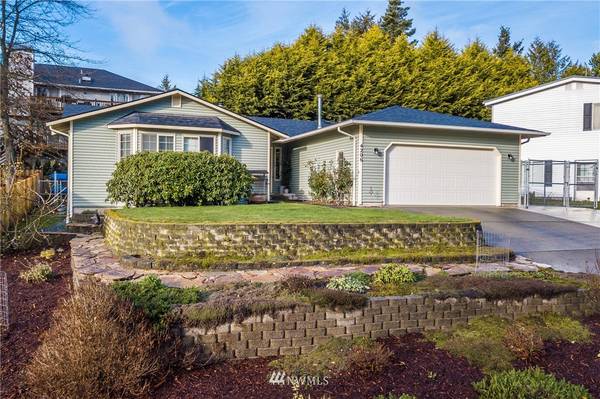 4206 Bryce DR, Anacortes, WA 98221