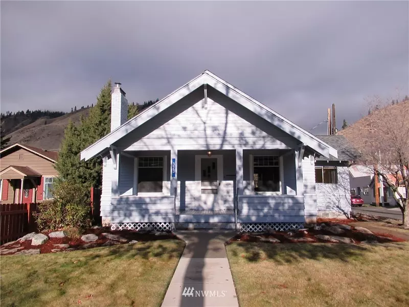 323 Cottage AVE, Cashmere, WA 98815