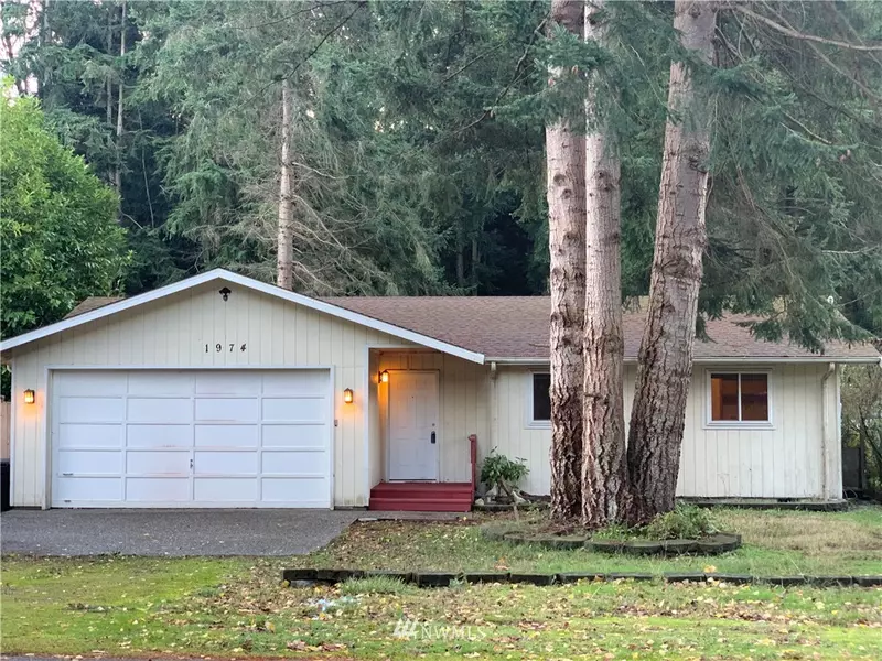 1974 Beachwood DR, Freeland, WA 98249