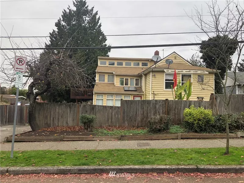 4202 S Myrtle ST, Seattle, WA 98118