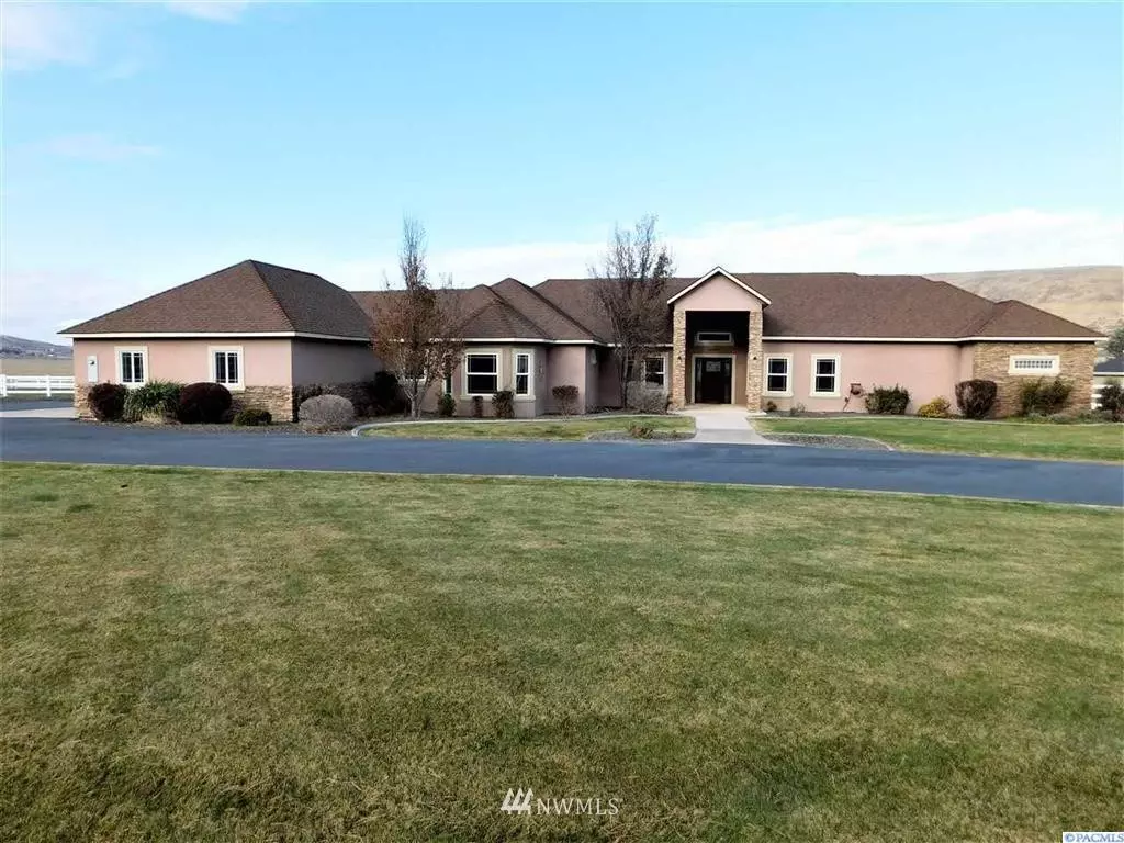 Kennewick, WA 99338,24807 Sunset Meadow LOOP