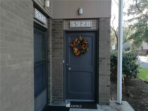 5928 123rd AVE SE, Bellevue, WA 98006