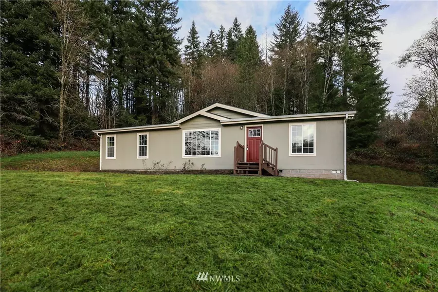 1136 Coal Creek RD, Longview, WA 98632