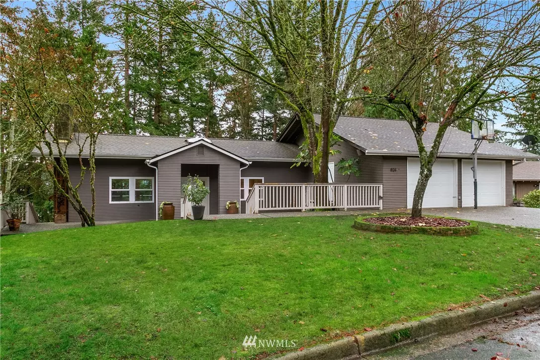 Bellevue, WA 98008,824 179th CT NE