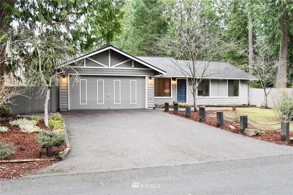 6998 Treemont LN NE, Bremerton, WA 98311