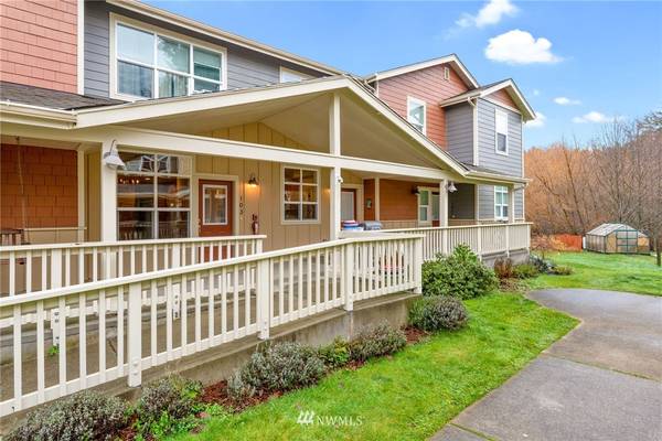 7721 Beacon Place #D103, Bremerton, WA 98311