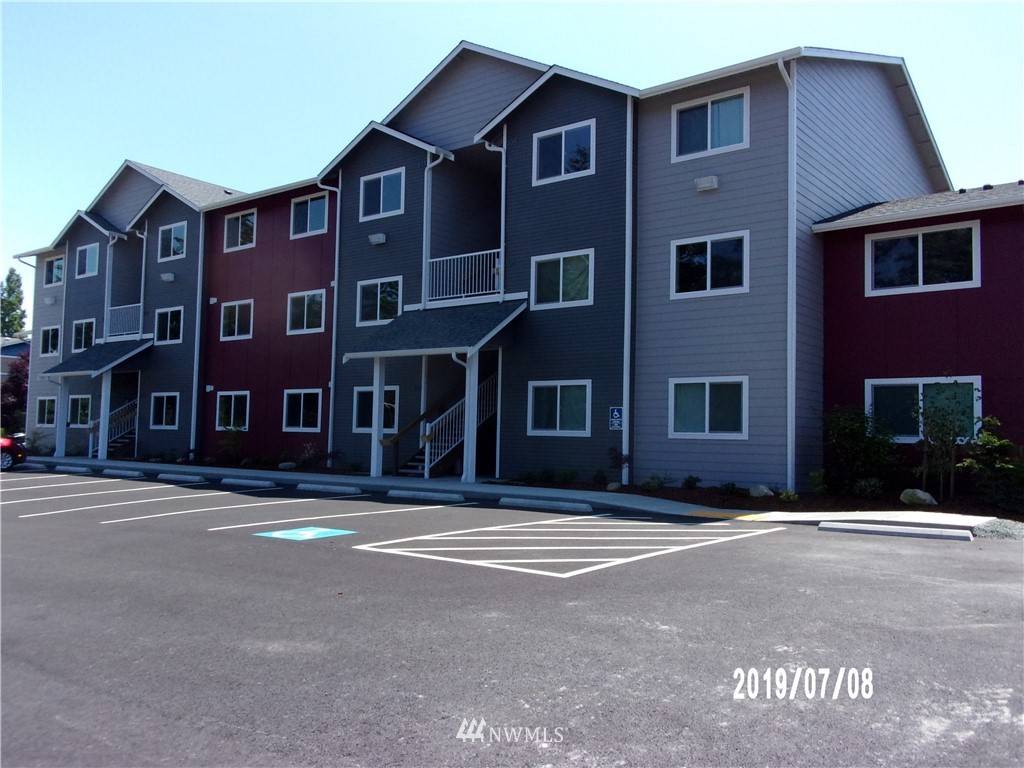 1651 SW Mulberry PL #E203, Oak Harbor, WA 98277