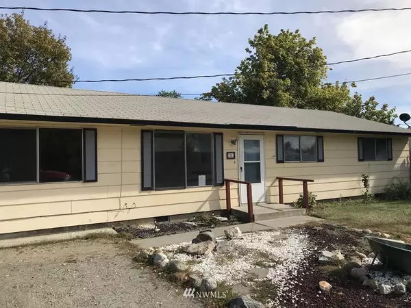 704 Ironwood ST, Omak, WA 98841