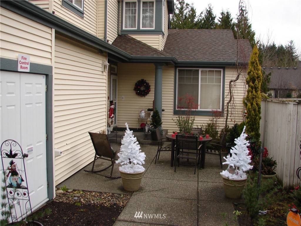 600 Bremerton PL NE #608, Renton, WA 98059