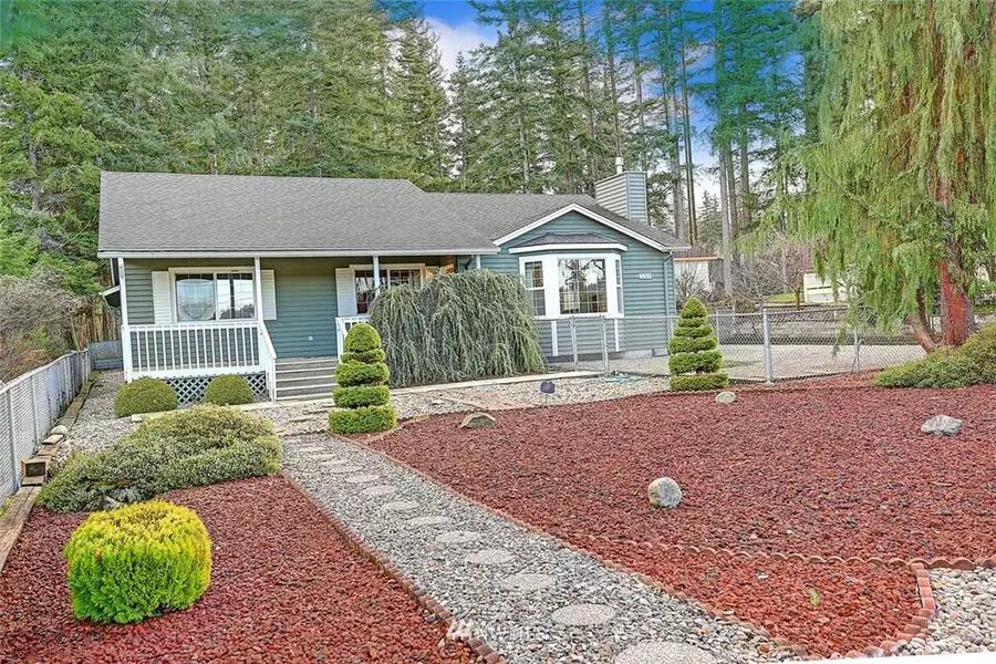 328 Scotland DR, Camano Island, WA 98282