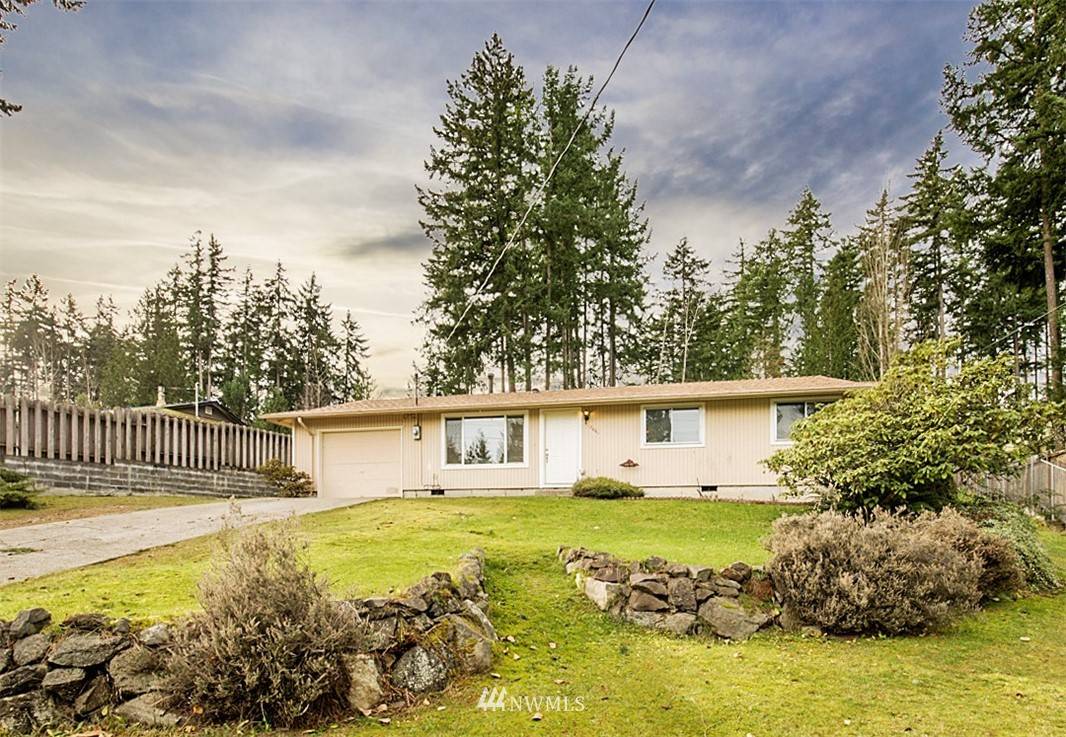 7001 Locust AVE E, Bonney Lake, WA 98391