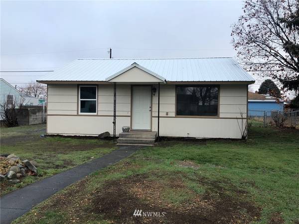 72 H ST NE, Ephrata, WA 98823