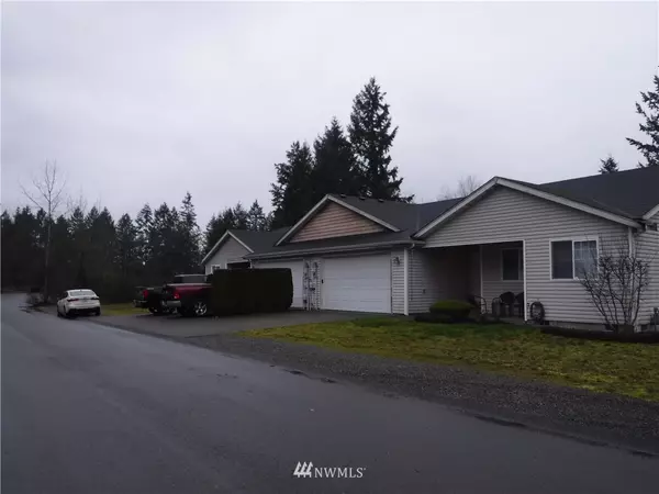 8803 - 8805 222nd ST E, Graham, WA 98338