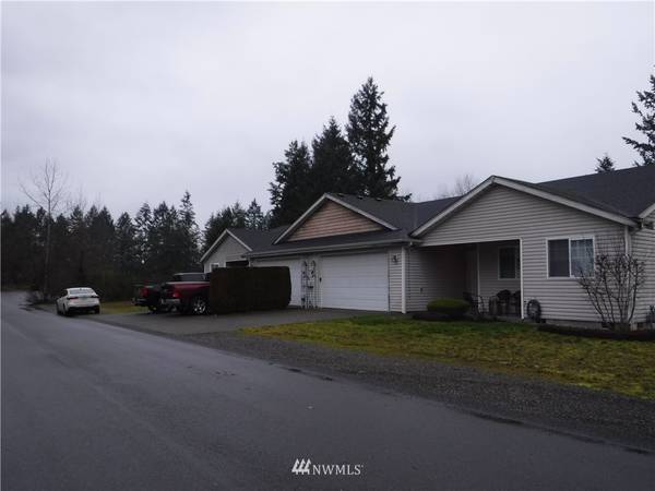 8803 - 8805 222nd ST E, Graham, WA 98338