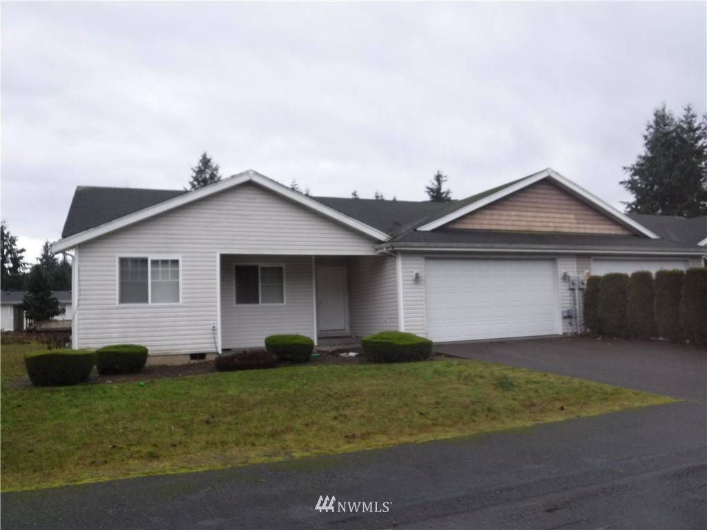 8912 - 8914 222nd ST E, Graham, WA 98338