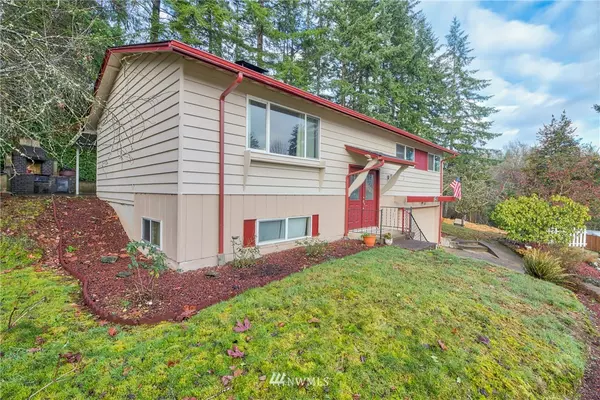 Shelton, WA 98584,435 Holly DR