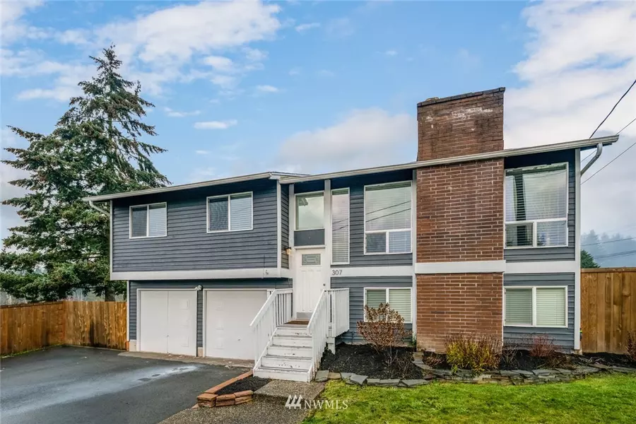 307 180th PL SW, Bothell, WA 98012