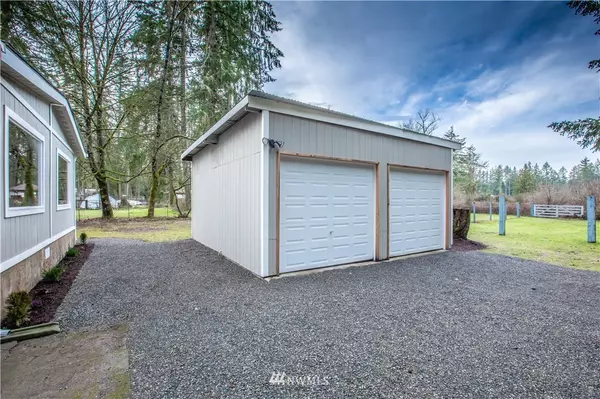 Rainier, WA 98589,8125 SE 128th CT