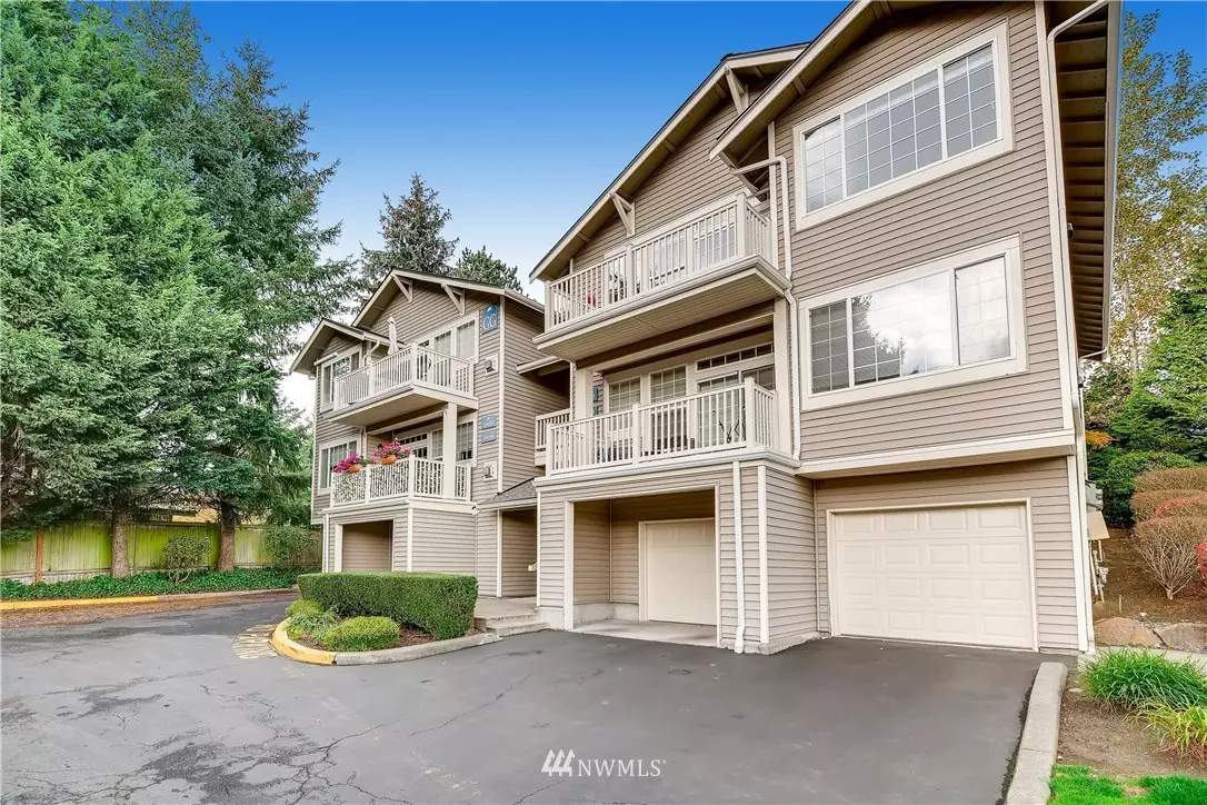 Redmond, WA 98052,18660 NE 56th CT