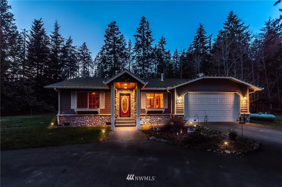 2487 Leo's LN, Oak Harbor, WA 98277