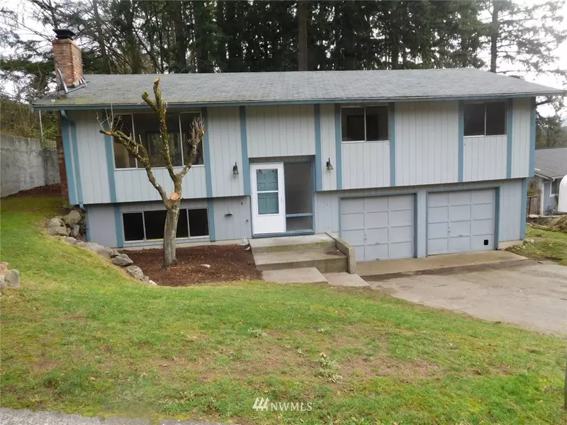 2715 Lodgepole DR SE, Port Orchard, WA 98366