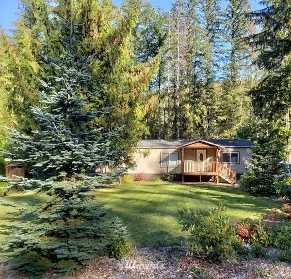 521 Flair Valley DR, Maple Falls, WA 98266