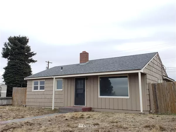 Warden, WA 98857,213 E 8th AVE