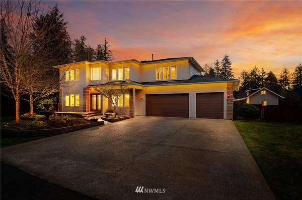 3215 33RD AVE NE, Olympia, WA 98506