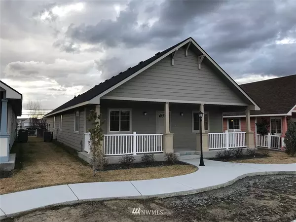 Moses Lake, WA 98837,123 E 9th AVE #5