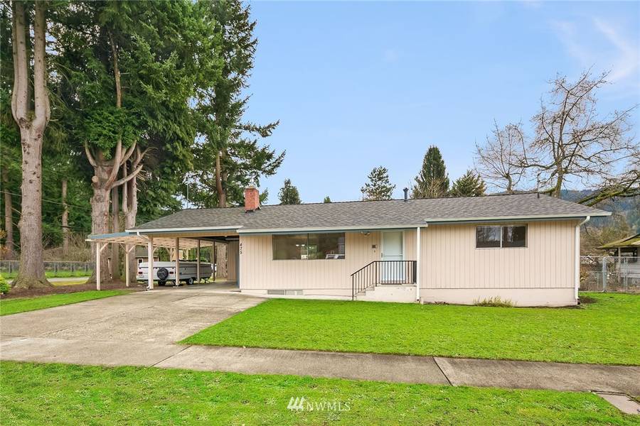 475 NE Alder ST, Issaquah, WA 98027