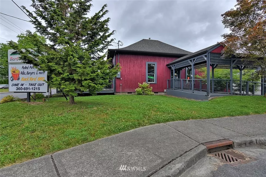 402 E Stanley ST, Granite Falls, WA 98252