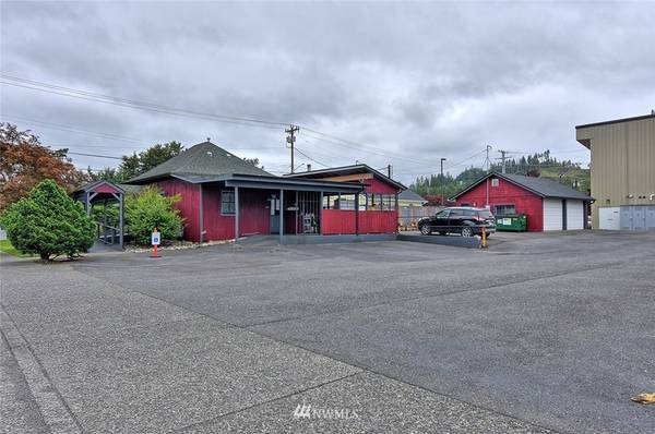 402 E Stanley ST, Granite Falls, WA 98252