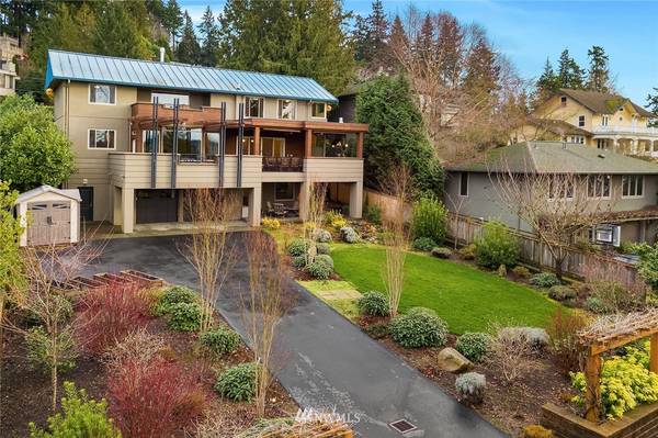 3225 W Mercer WAY, Mercer Island, WA 98040