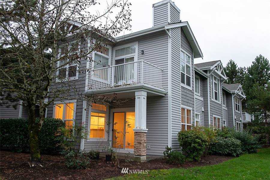 23742 SE Summerhill LN #2-6, Issaquah, WA 98029