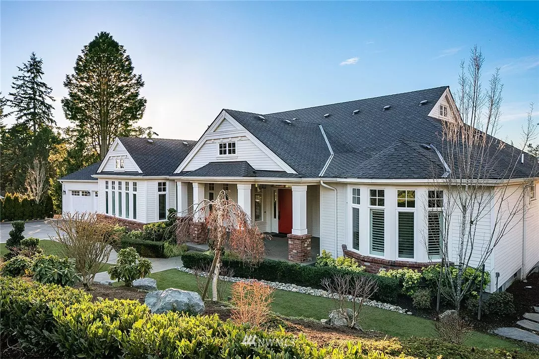 Bellevue, WA 98004,1035 89th AVE NE