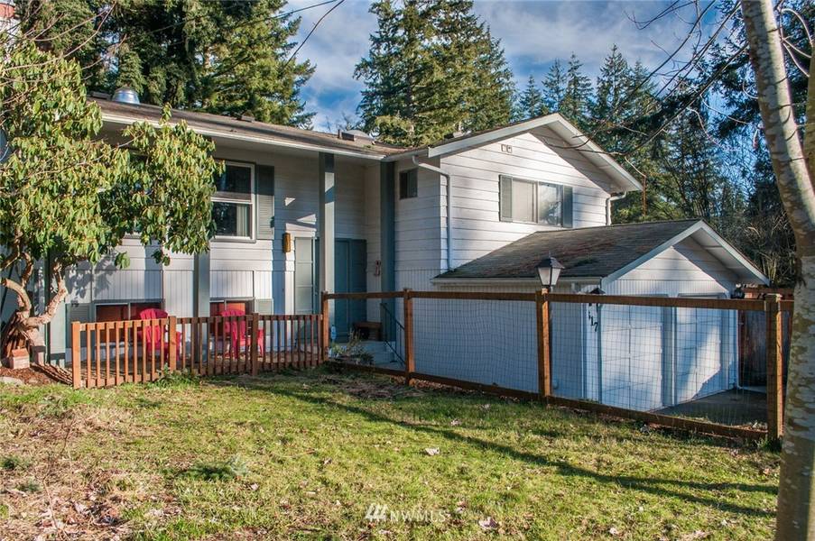 317 137th ST SW, Everett, WA 98208