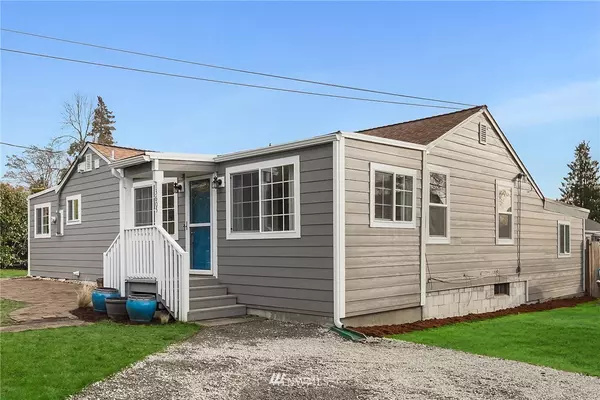 13605 8th AVE SW, Burien, WA 98166