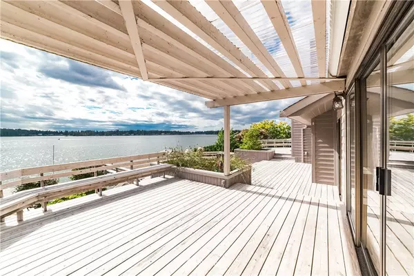 3316 196th Avenue Ct East, Lake Tapps, WA 98391