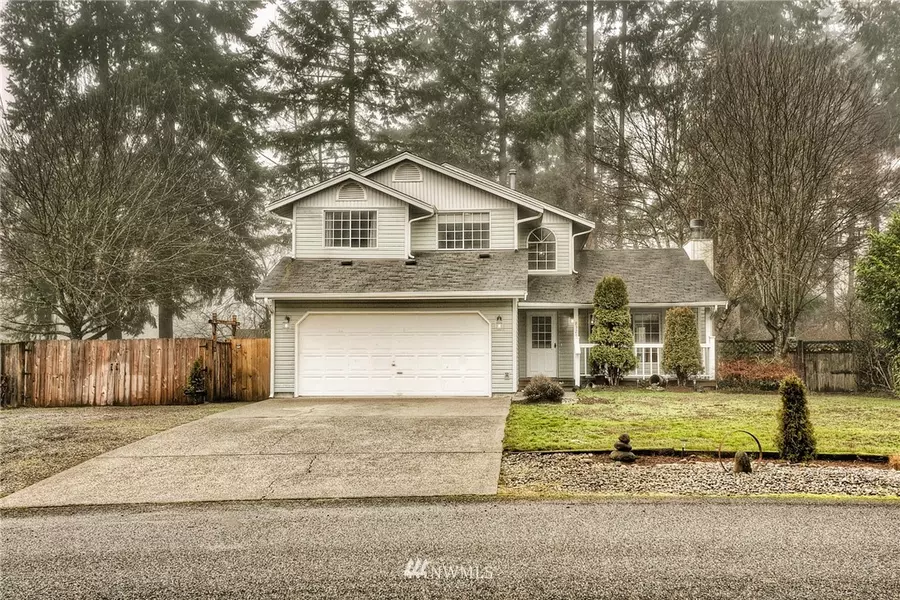 8321 Lake Forest DR SE, Olympia, WA 98503