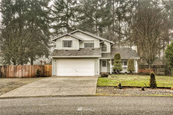 8321 Lake Forest DR SE, Olympia, WA 98503