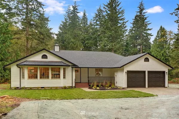 891 Arrowhead RD, Camano Island, WA 98282