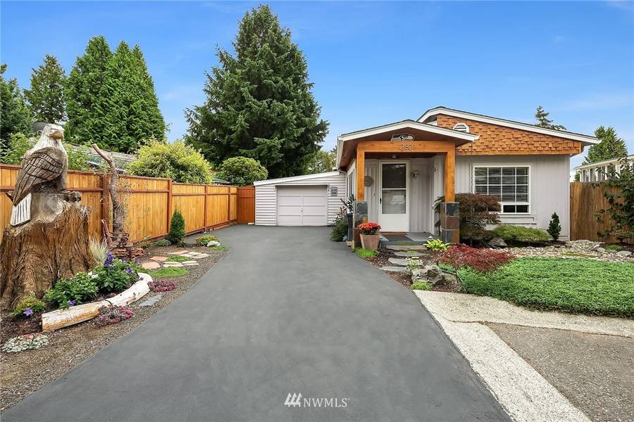 12801 NE 190th PL, Bothell, WA 98011