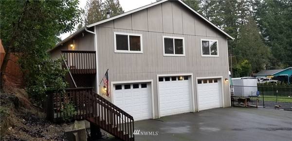 220 NE Matthew DR, Belfair, WA 98528