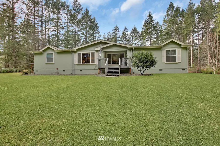 3983 SW Huckleberry RD, Port Orchard, WA 98367