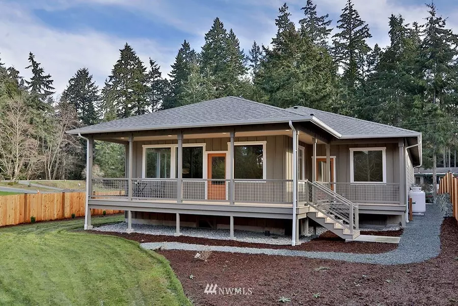 5828 Alpha LN, Freeland, WA 98249